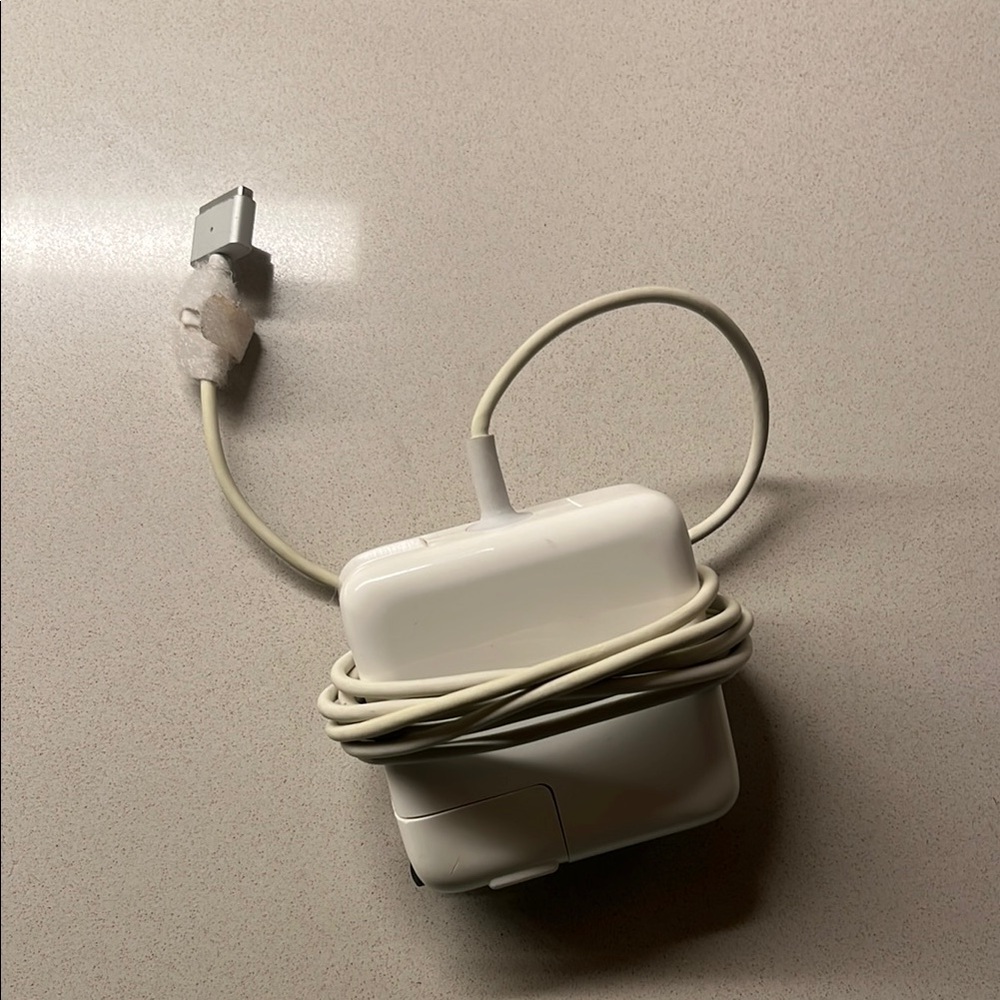 Apple MagSafe 2 Power Adpater